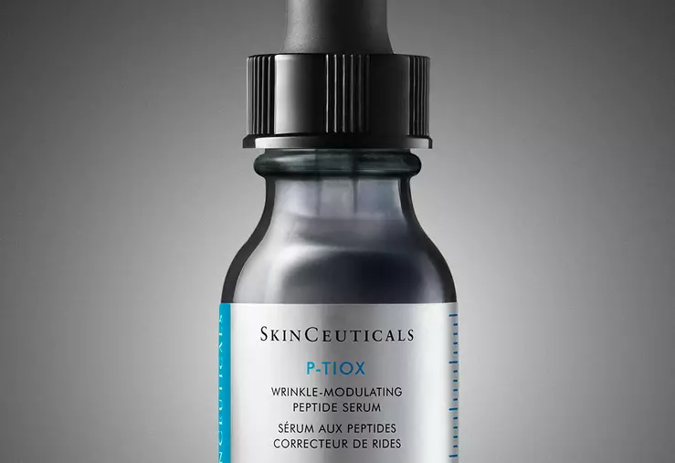SkinCeuticals Hautpflegeprodukte fur die tagliche Anwendung: C E Ferulic Serum, P-TIOX Serum und Ultra Facial Defense SPF 50 Sonnenschutz.